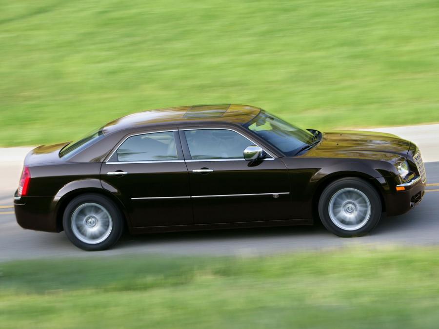  Chrysler 300C 2007 года  (фото 11 из 21)